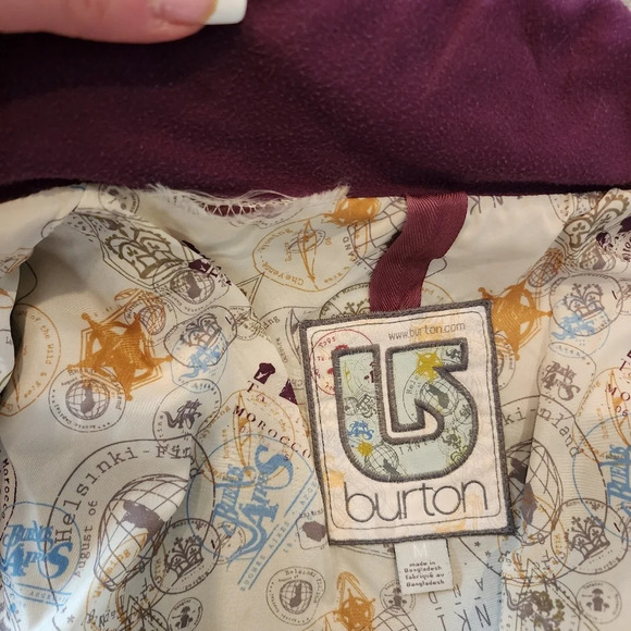 Burton jacket - Picture 10 of 17
